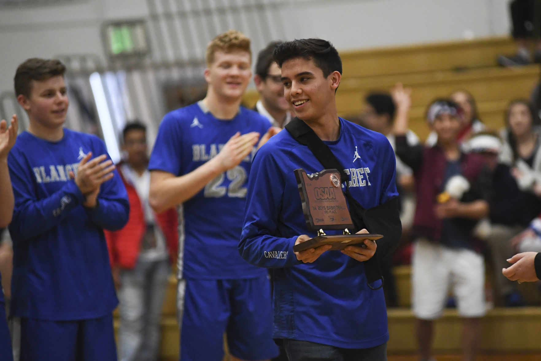 Santiam Christian falls to Blanchet Catholic, places fifth